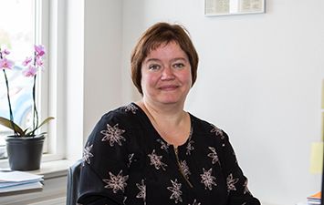 Susanne - Kontordame hos AutoCentralen